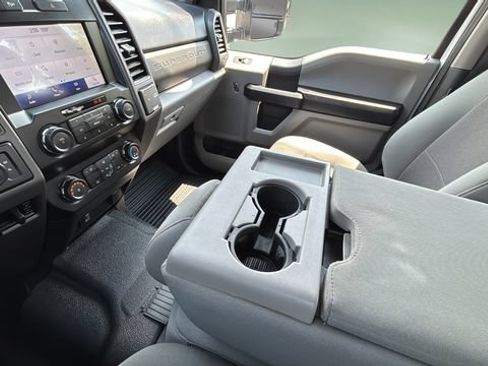 Used 2020 Ford F250 XL w/ Power Equipment Group AWD/4WD image 16