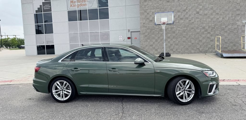 Used 2023 Audi A4 2.0T Premium Plus AWD/4WD image 5