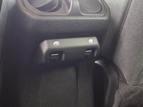 Used 2024 Jeep Wrangler Willys image 23