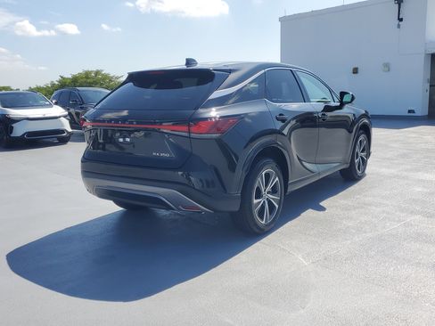 Used 2025 Lexus RX 350 FWD w/ Technology Package image 7