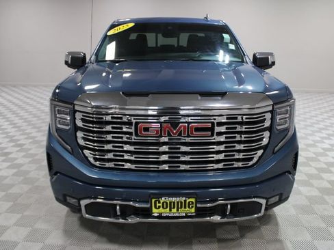 Used 2025 GMC Sierra 1500 Denali w/ Denali Reserve Package AWD/4WD image 6
