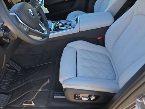 New 2026 BMW X5 xDrive40i image 19