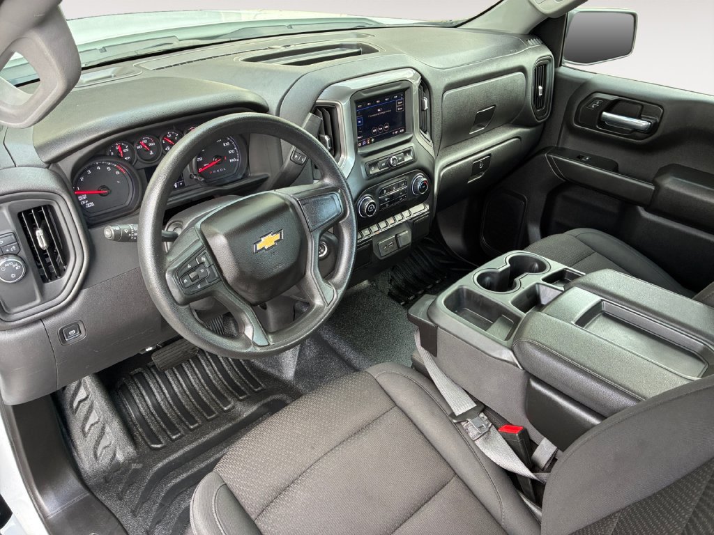 Used 2025 Chevrolet Silverado 1500 W/T RWD image 10