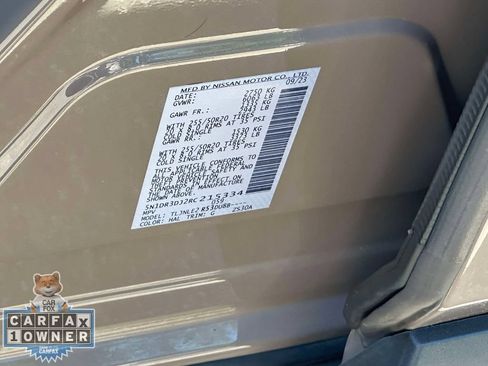 Used 2024 Nissan Pathfinder Platinum AWD/4WD image 23