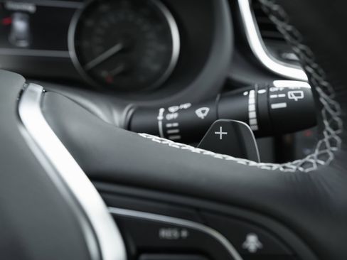 Used 2025 INFINITI QX50 Luxe image 16