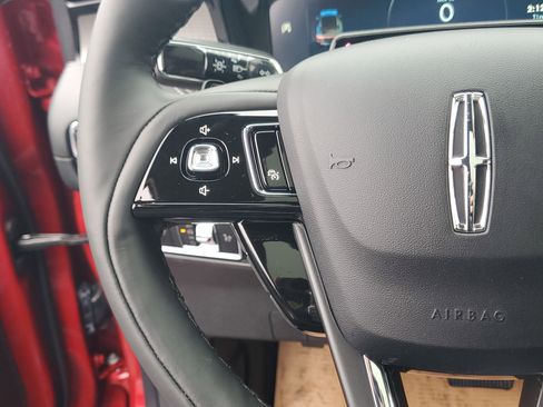 New 2026 Lincoln Corsair Reserve image 17