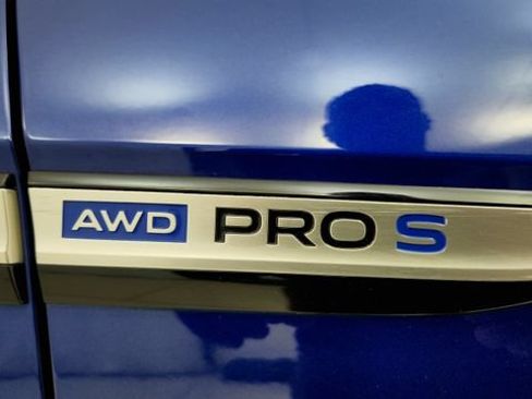 Used 2022 Volkswagen ID.4 Pro S AWD/4WD image 31