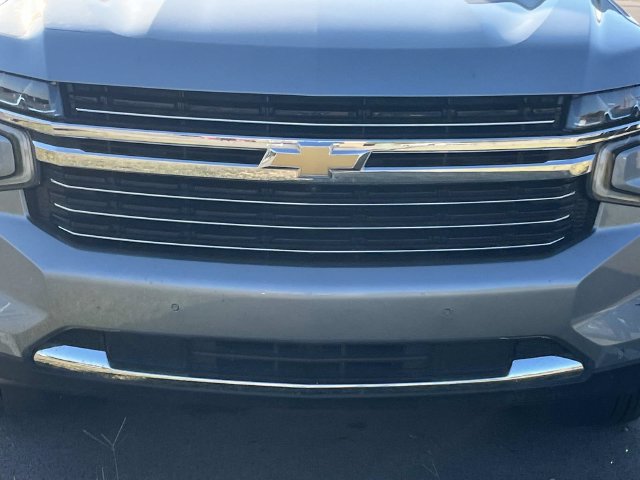 Certified 2024 Chevrolet Tahoe LT w/ Luxury Package AWD/4WD image 8