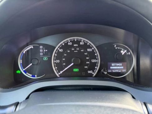 Used 2014 Lexus CT 200h image 17