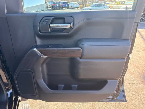 Used 2020 GMC Sierra 1500 SLT w/ SLT Premium Package image 37