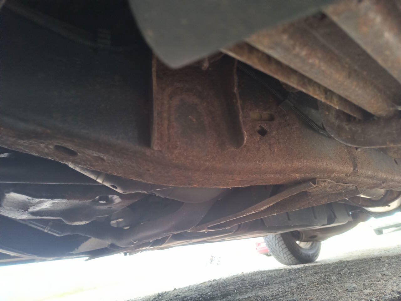 Used 2003 Ford Explorer XLT AWD/4WD image 14