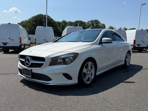 Used 2017 Mercedes-Benz CLA 250 4MATIC image 3