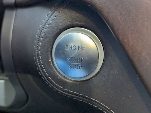 Used 2019 Mercedes-Benz GLS 550 4MATIC image 31