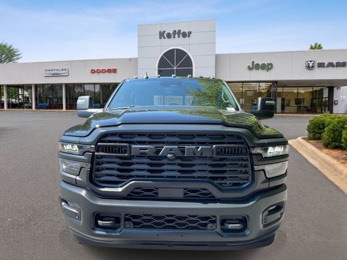 Used 2027 RAM 3500 Tradesman AWD/4WD image 2