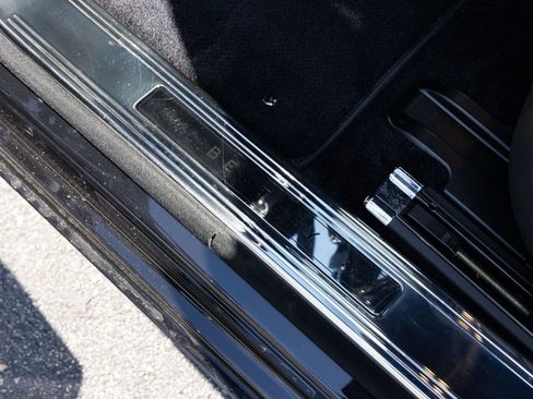 Certified 2019 Bentley Mulsanne image 29