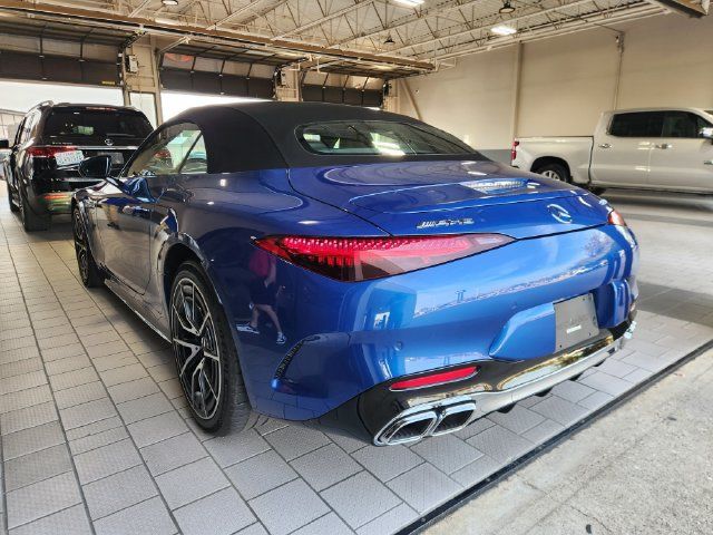 Used 2022 Mercedes-Benz SL 55 AMG 4MATIC image 4