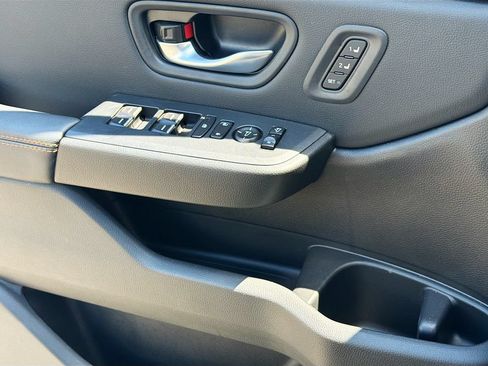 Used 2024 Honda Pilot TrailSport image 17