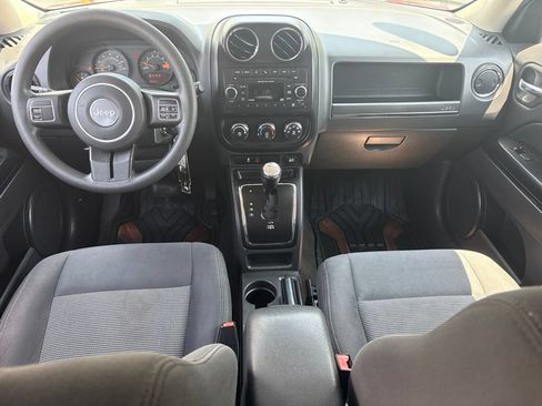 Used 2017 Jeep Patriot Sport w/ Power Value Group FWD image 11