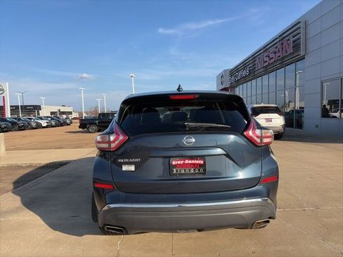 Used 2017 Nissan Murano S w/ Navigation Package image 3