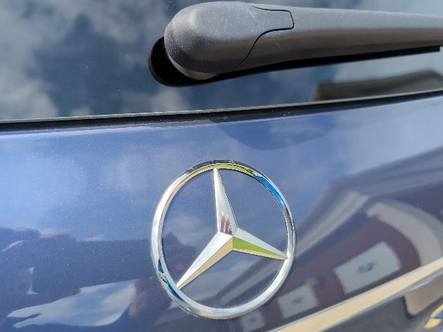 Used 2024 Mercedes-Benz GLE 350 4MATIC image 11