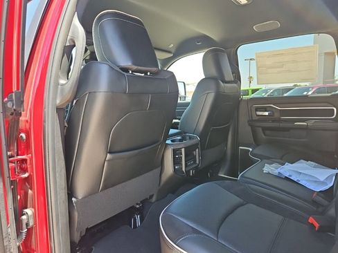 New 2026 RAM 2500 Laramie AWD/4WD image 26
