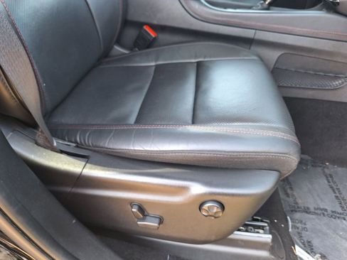 Used 2024 Dodge Durango GT image 28