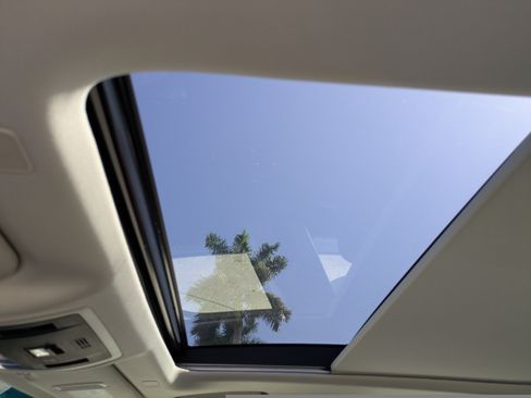 Used 2022 Lexus ES 350 w/ Premium Package FWD image 20