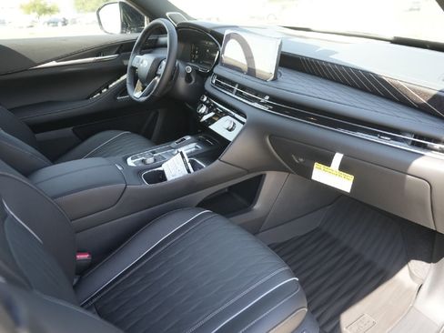 New 2026 INFINITI QX60 Autograph w/ Dark Cargo Package image 13