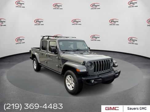 Used 2021 Jeep Gladiator Sport AWD/4WD image 1