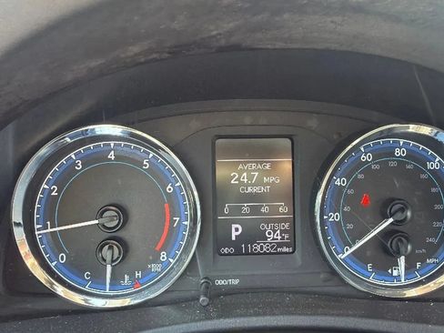 Used 2019 Toyota Corolla L FWD image 11