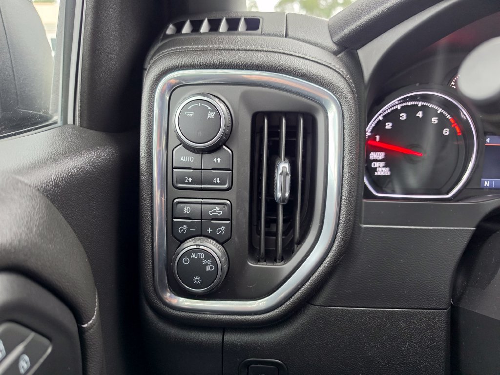 Used 2019 Chevrolet Silverado 1500 LT Trail Boss AWD/4WD image 21