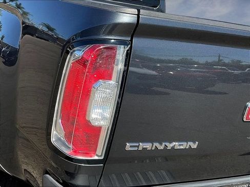 Certified 2016 GMC Canyon 2WD Crew Cab w/ Convenience Package image 26