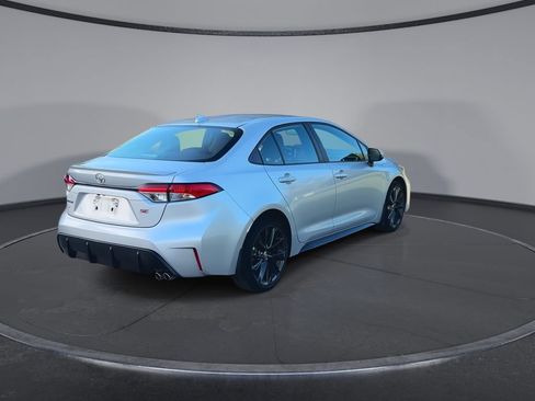 Used 2024 Toyota Corolla SE FWD image 8