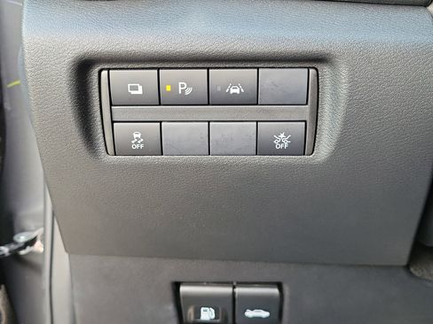 Certified 2025 Nissan Versa S w/ Trunk Package FWD image 30