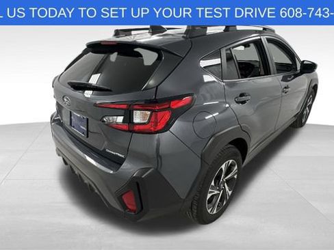 Used 2024 Subaru Crosstrek 2.0i Premium image 3