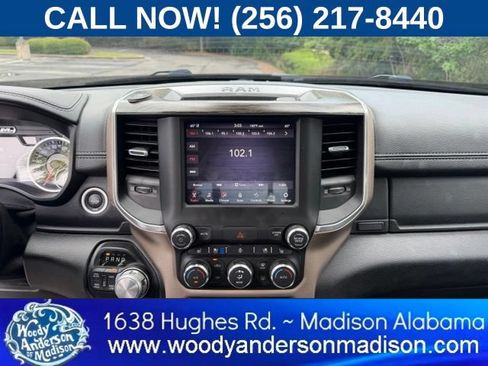 Used 2020 RAM 1500 Laramie AWD/4WD image 12