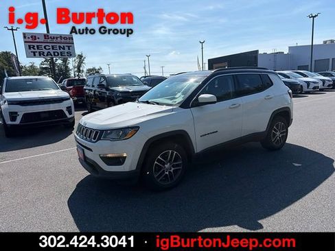Used 2019 Jeep Compass Latitude w/ Popular Equipment Group AWD/4WD image 7