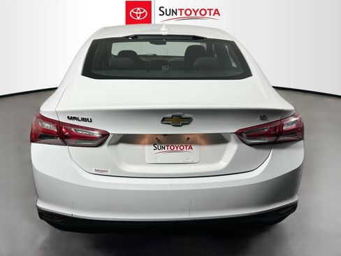 Used 2022 Chevrolet Malibu LT image 5