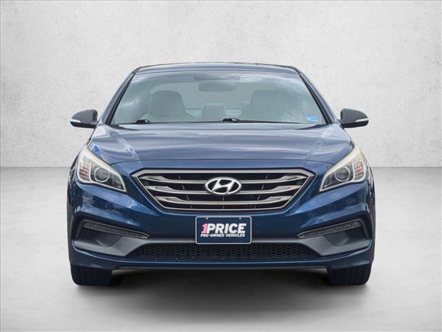 Used 2015 Hyundai Sonata Sport 2.0T FWD image 2
