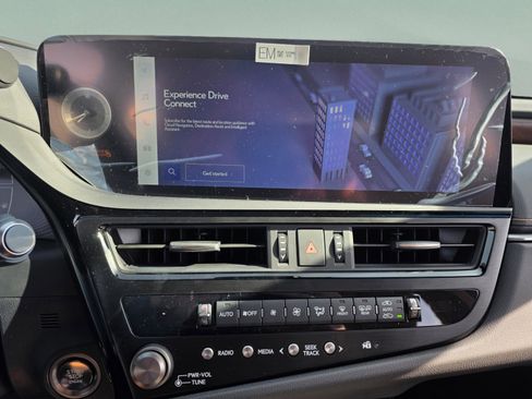 New 2025 Lexus ES 350 w/ Premium Package image 14