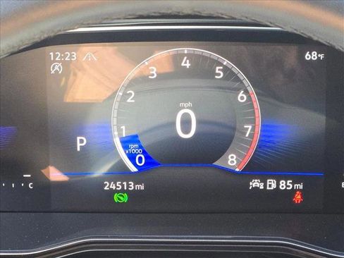 Used 2023 Volkswagen Jetta SE image 11