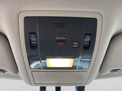Used 2016 Lexus RX 450h AWD w/ Accessory Package image 33