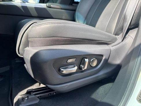 Used 2024 Lexus LX 600 F Sport image 10