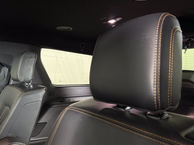 Used 2024 Ford Expedition Platinum AWD/4WD image 24