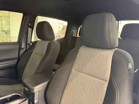 Certified 2023 Toyota Tacoma TRD Sport AWD/4WD image 23
