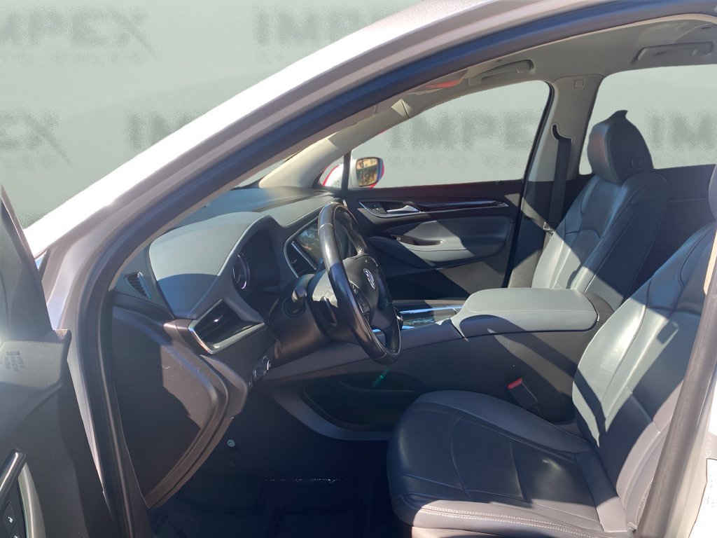 Used 2019 Buick Enclave Essence FWD image 9