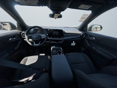 New 2026 Chevrolet Equinox LT FWD image 10