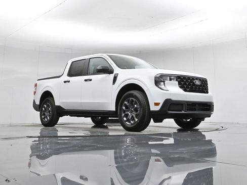 New 2026 Ford Maverick XLT image 44