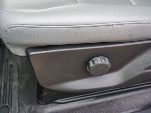 New 2024 Ford F250 XL w/ XL Chrome Package image 19