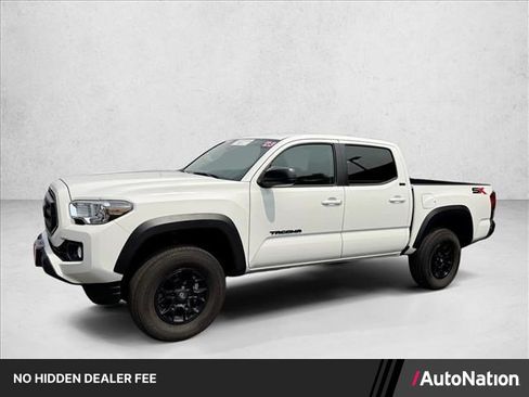Certified 2023 Toyota Tacoma SR5 w/ SX Package AWD/4WD image 1